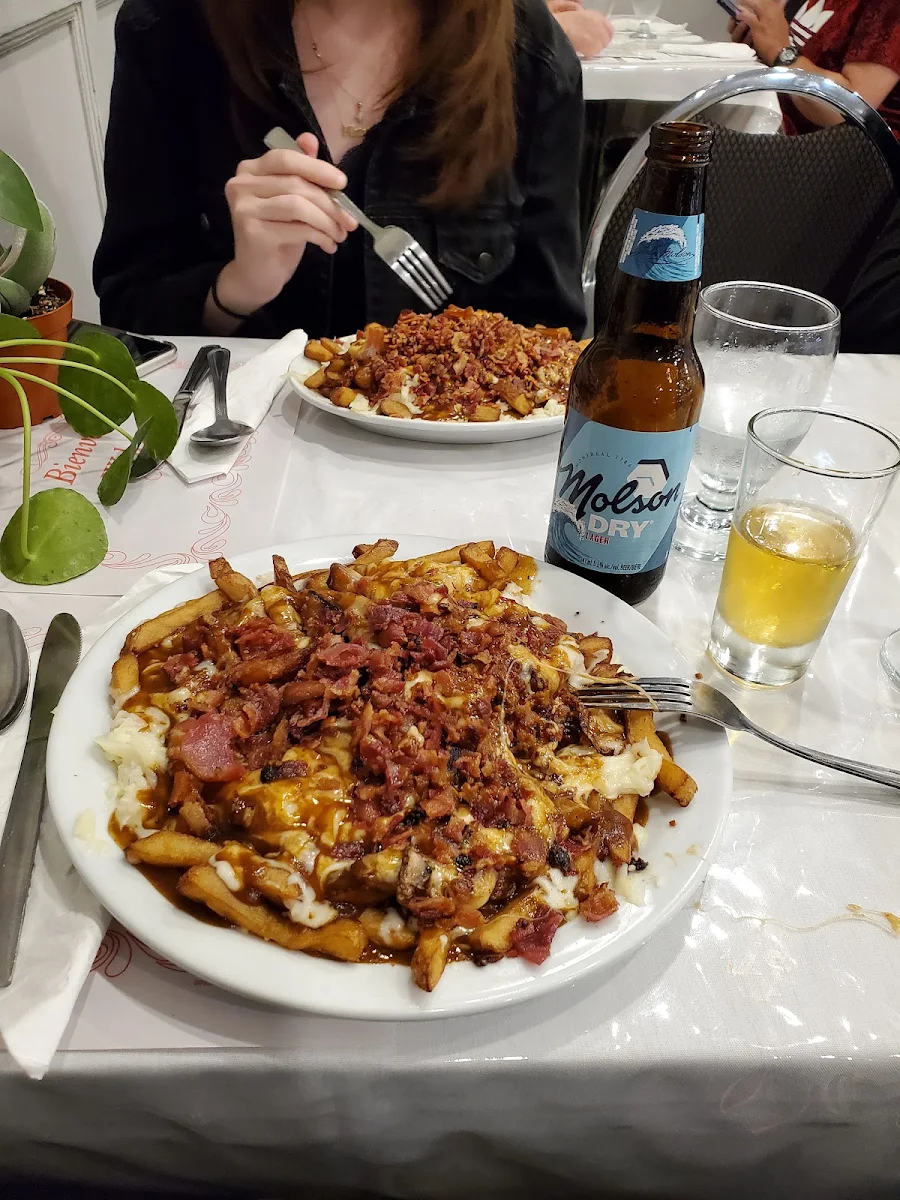 Medium Bacon Poutine