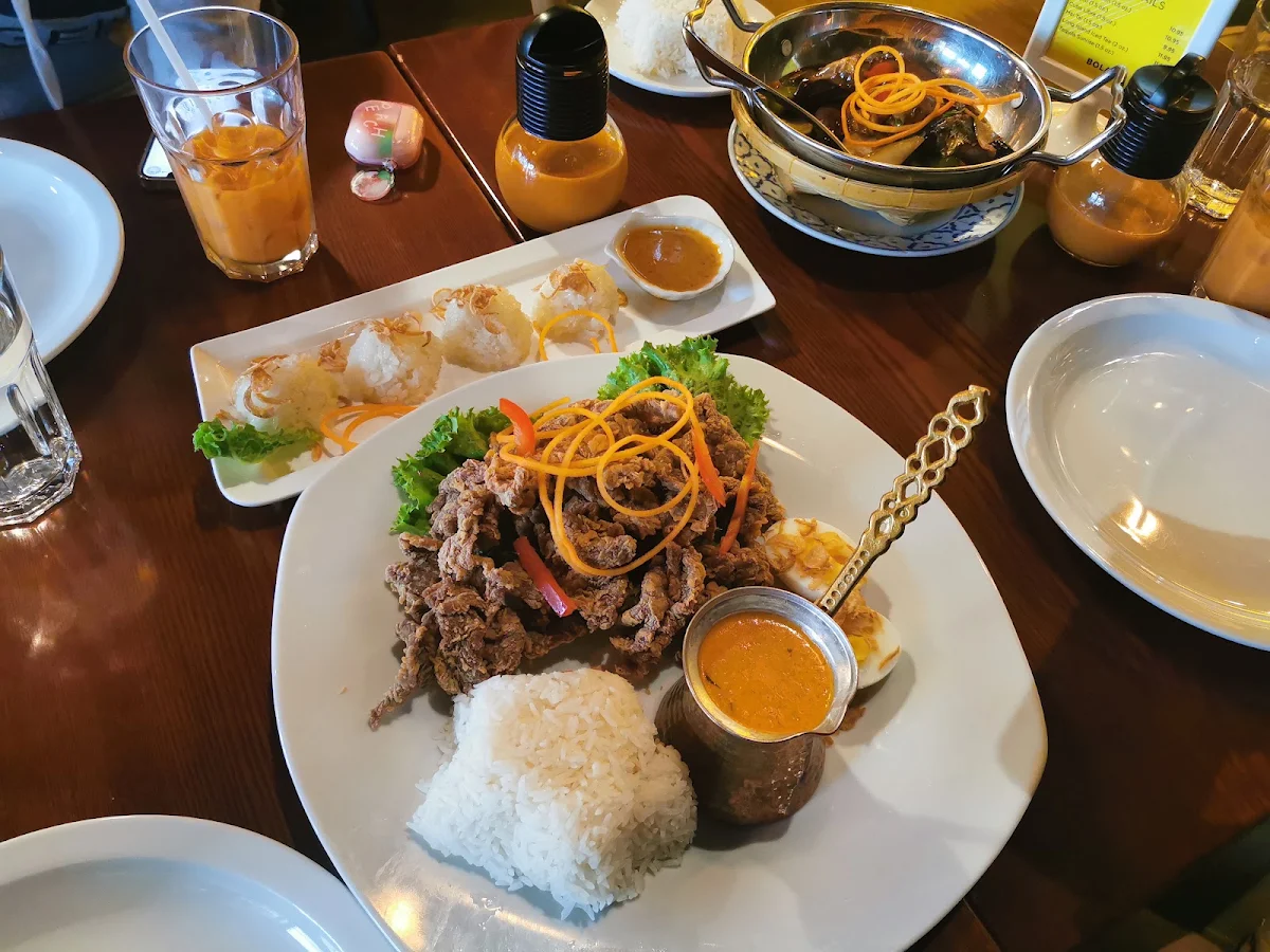 Panang Curry Beef Deep-Fried & Boiled Egg