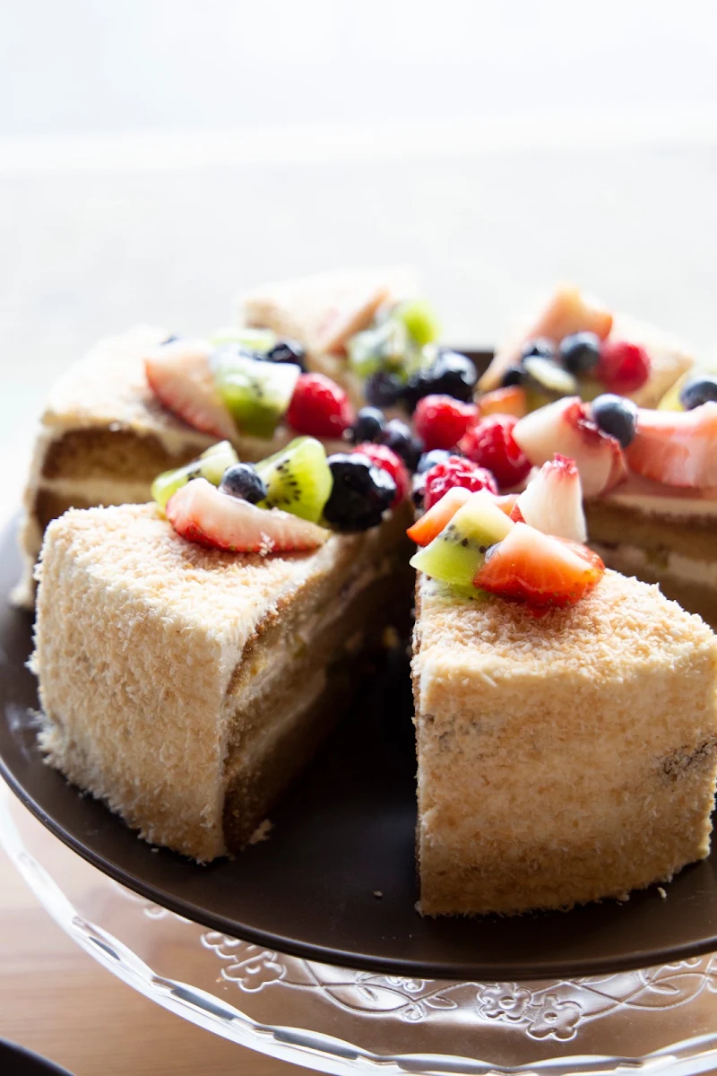 Fresh Cream Fresh Fruit Cake Slice