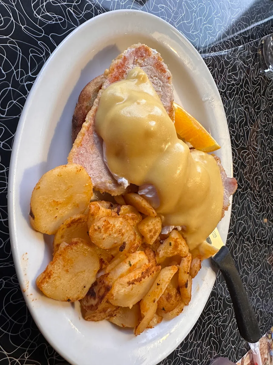 Eggs Benedict