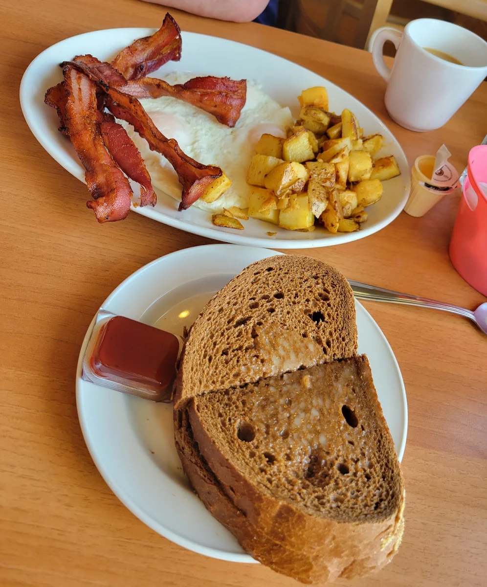 Bacon & Eggs and Toast
