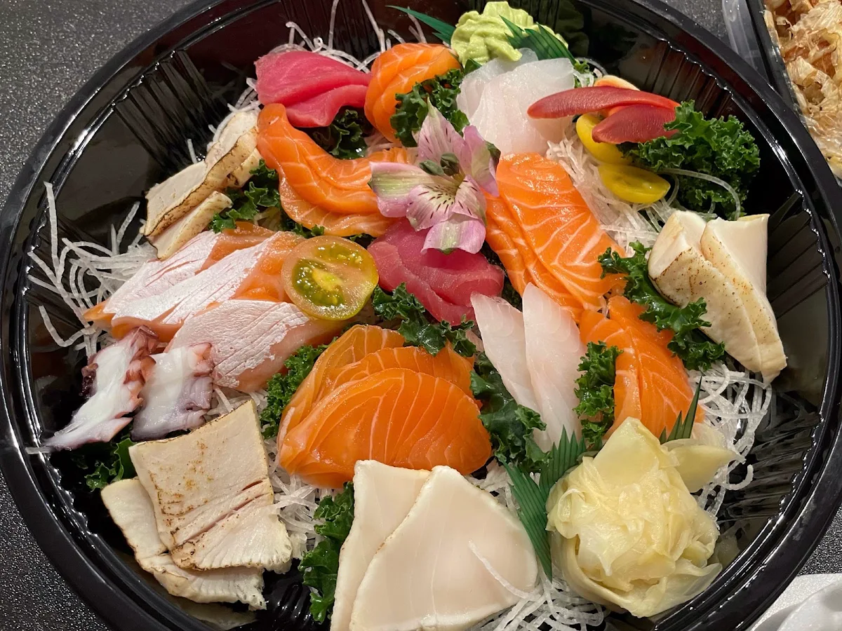 Sashimi Party Tray