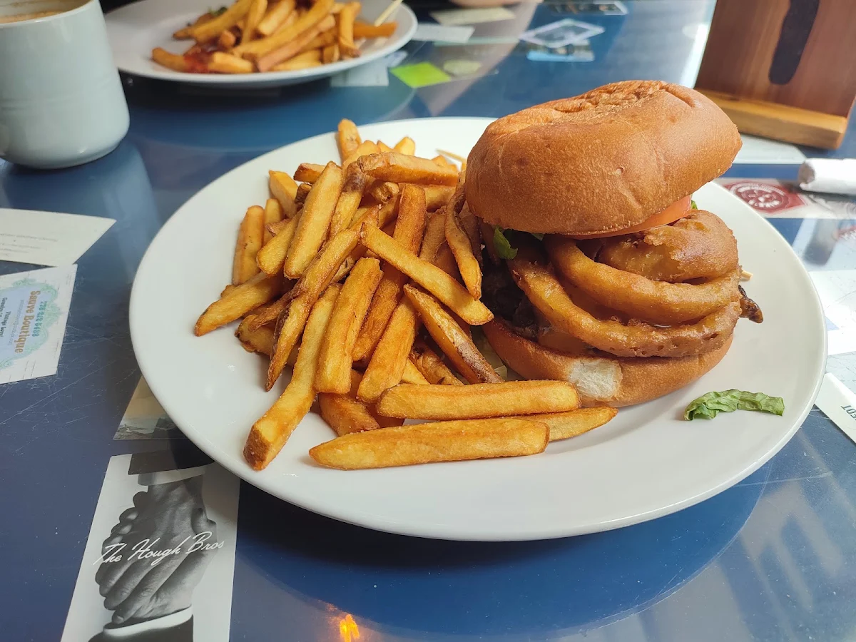 Beef Burger with Fries