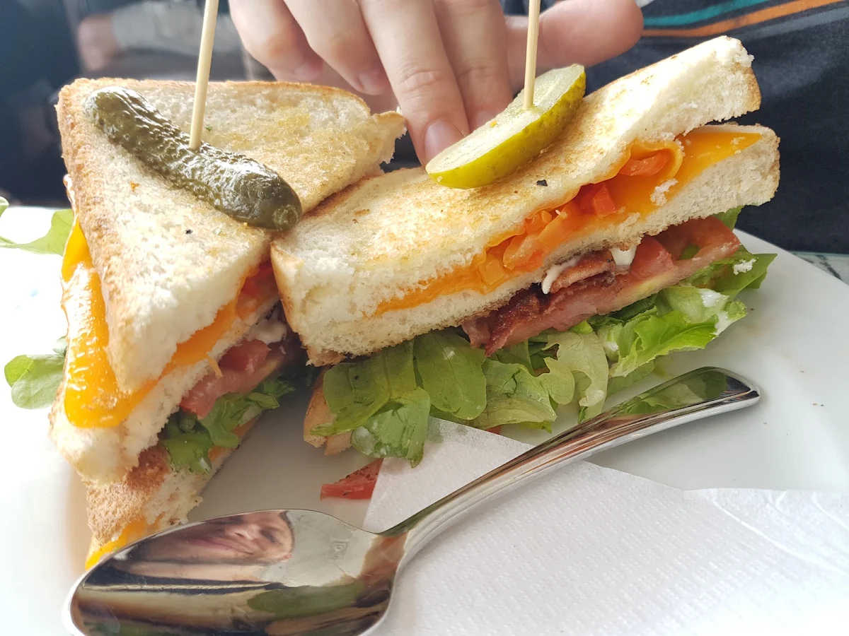 Grilled Cheese blt
