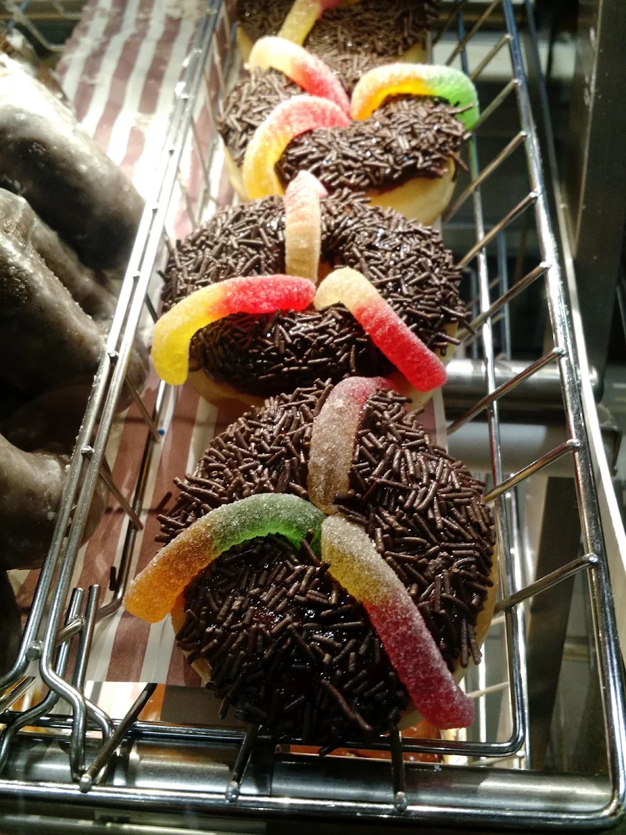 Gummy Worms Donuts