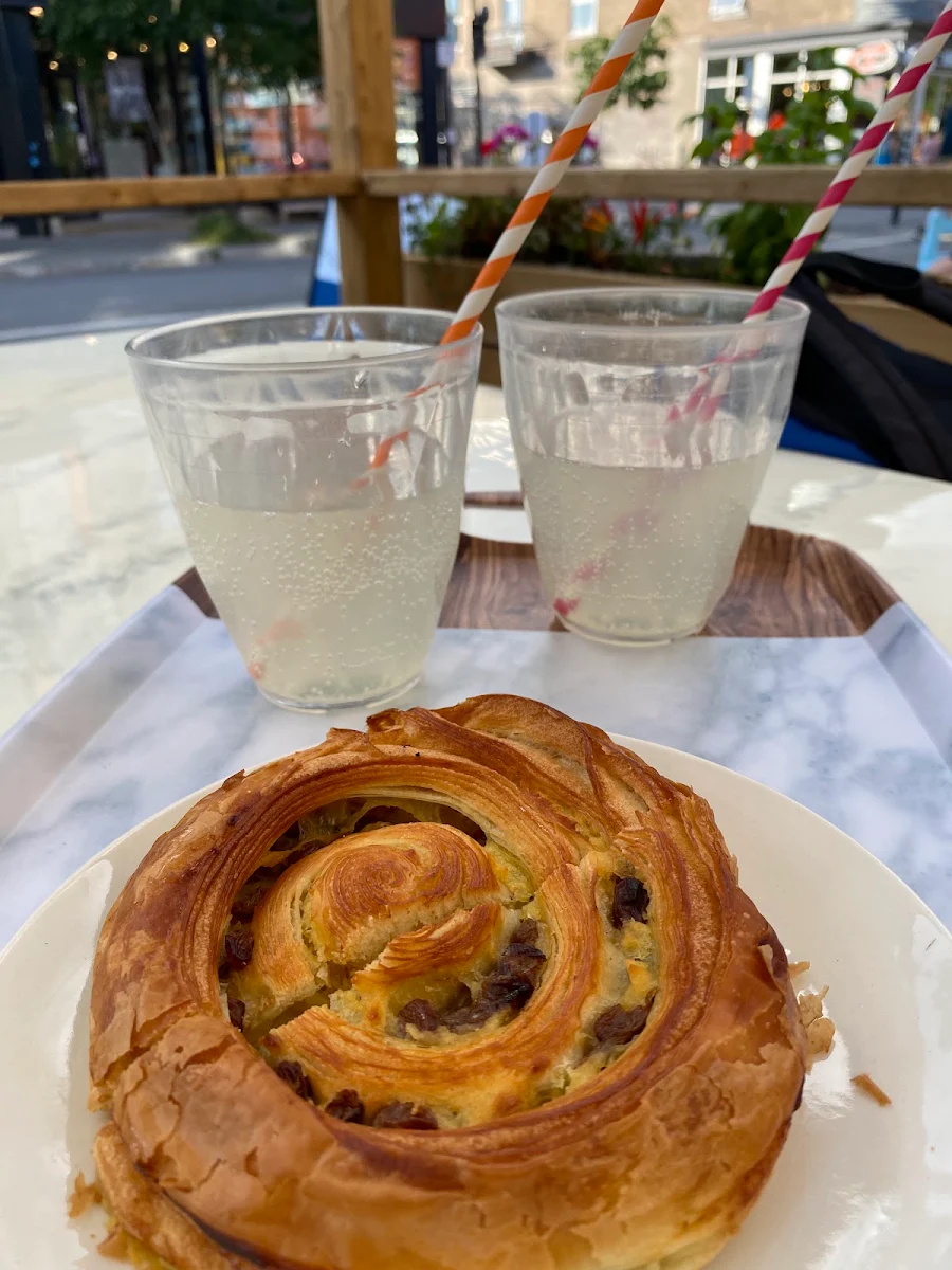 Pain Aux Raisins