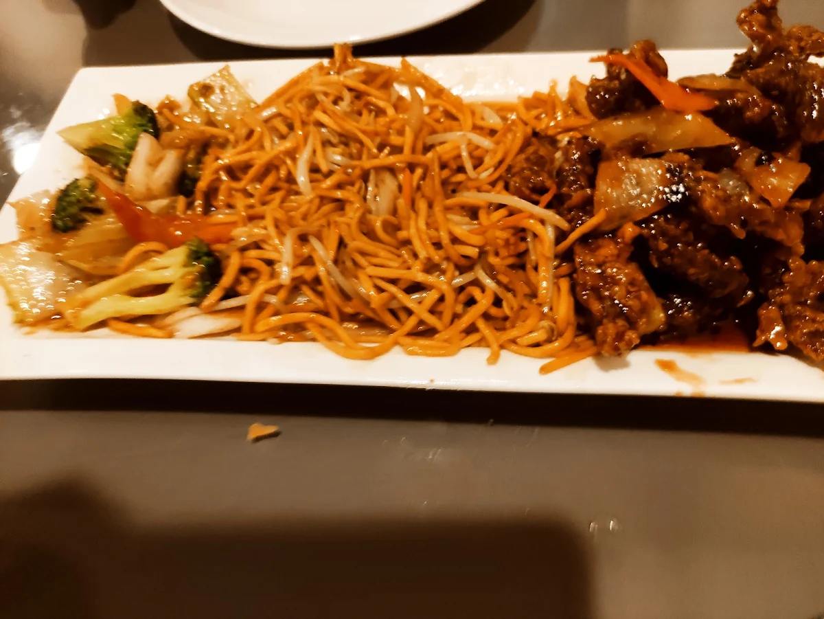 Chicken Chop Suey with Chow Mein