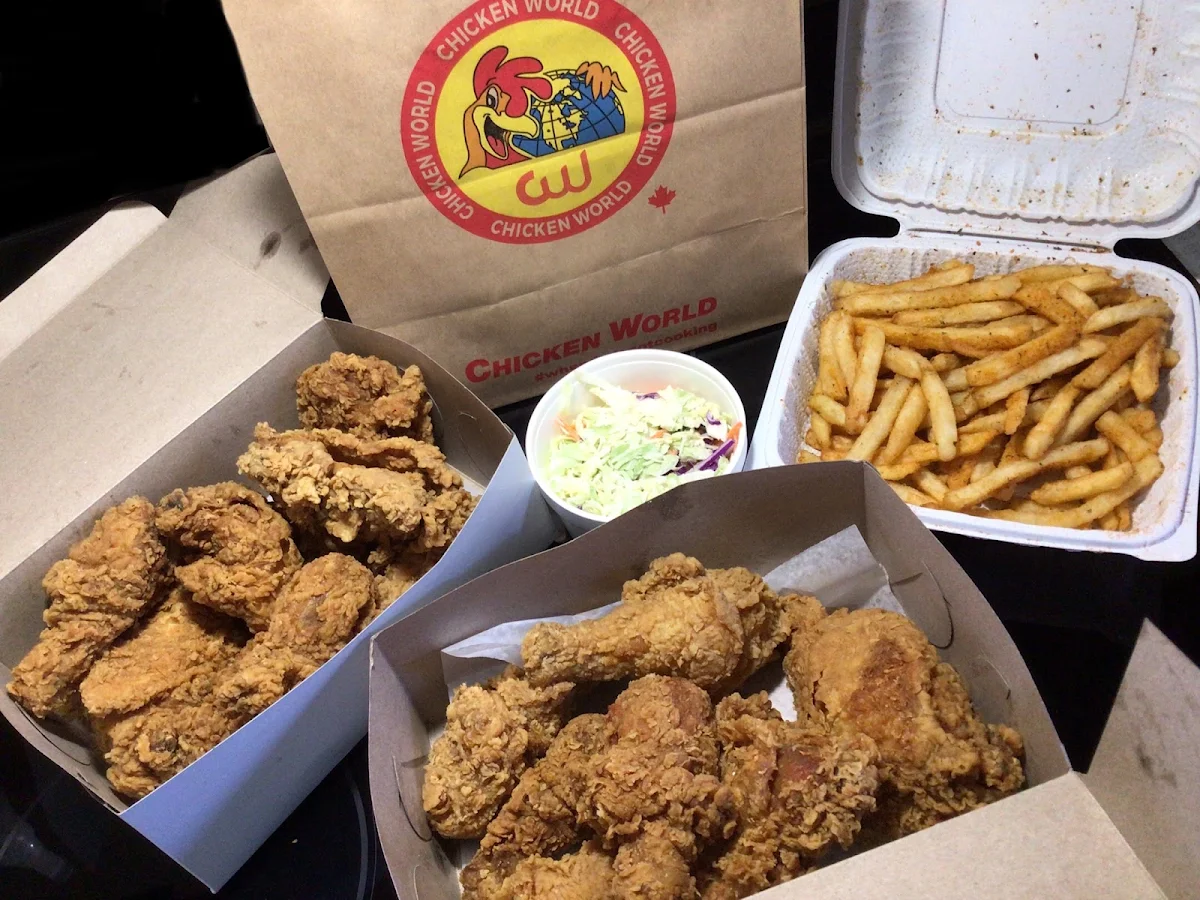 Chicken Family Bucket