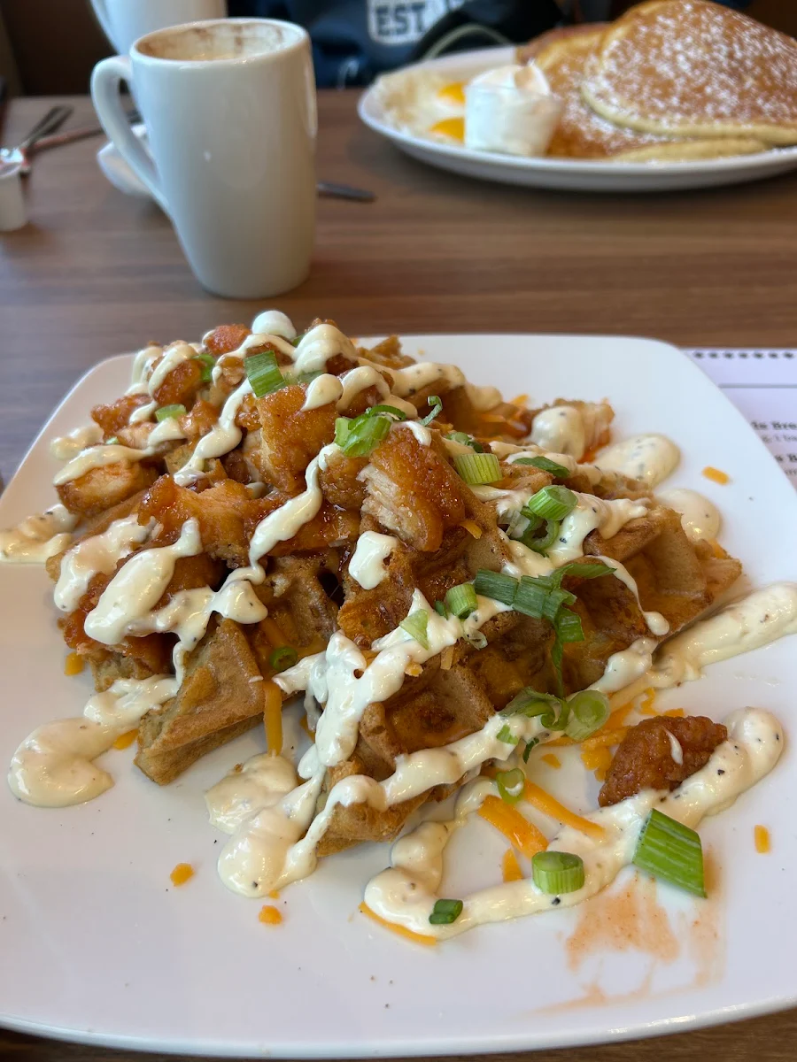 Buffalo Chicken & Bacon Poutine
