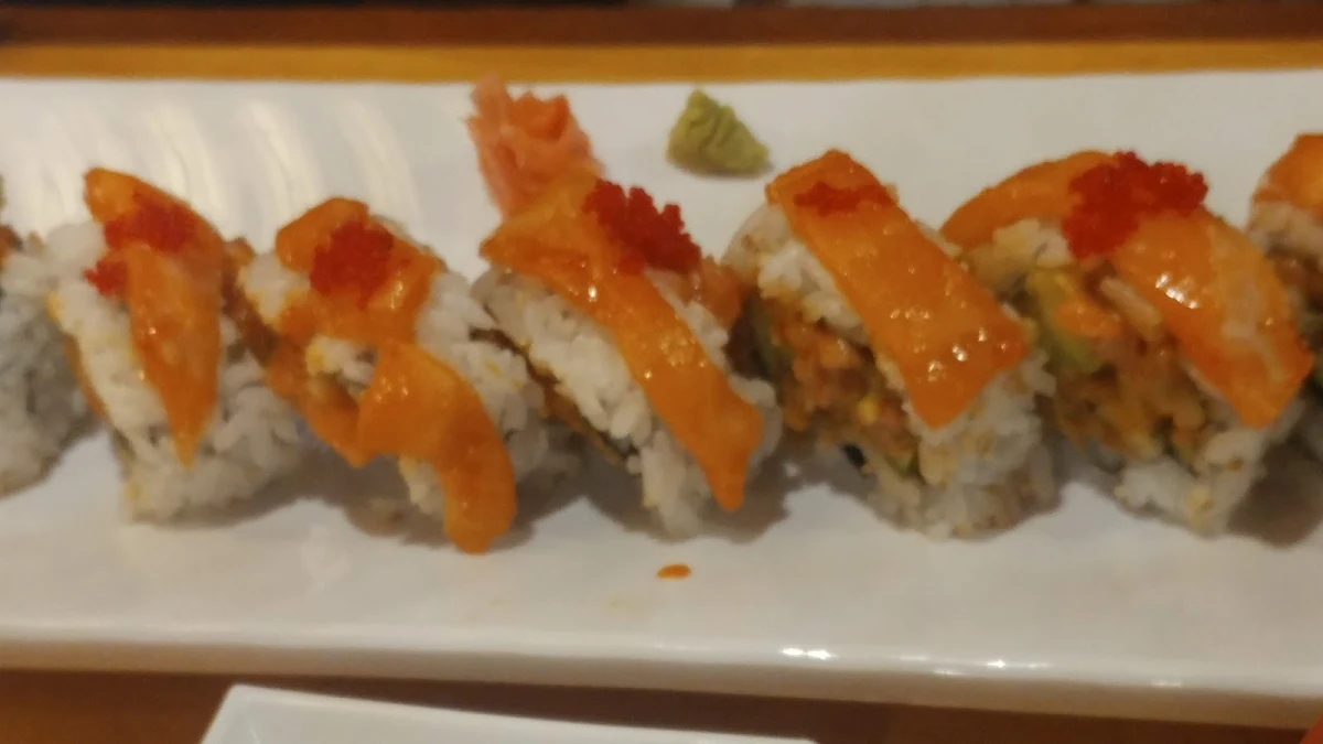 Spicy Salmon Roll