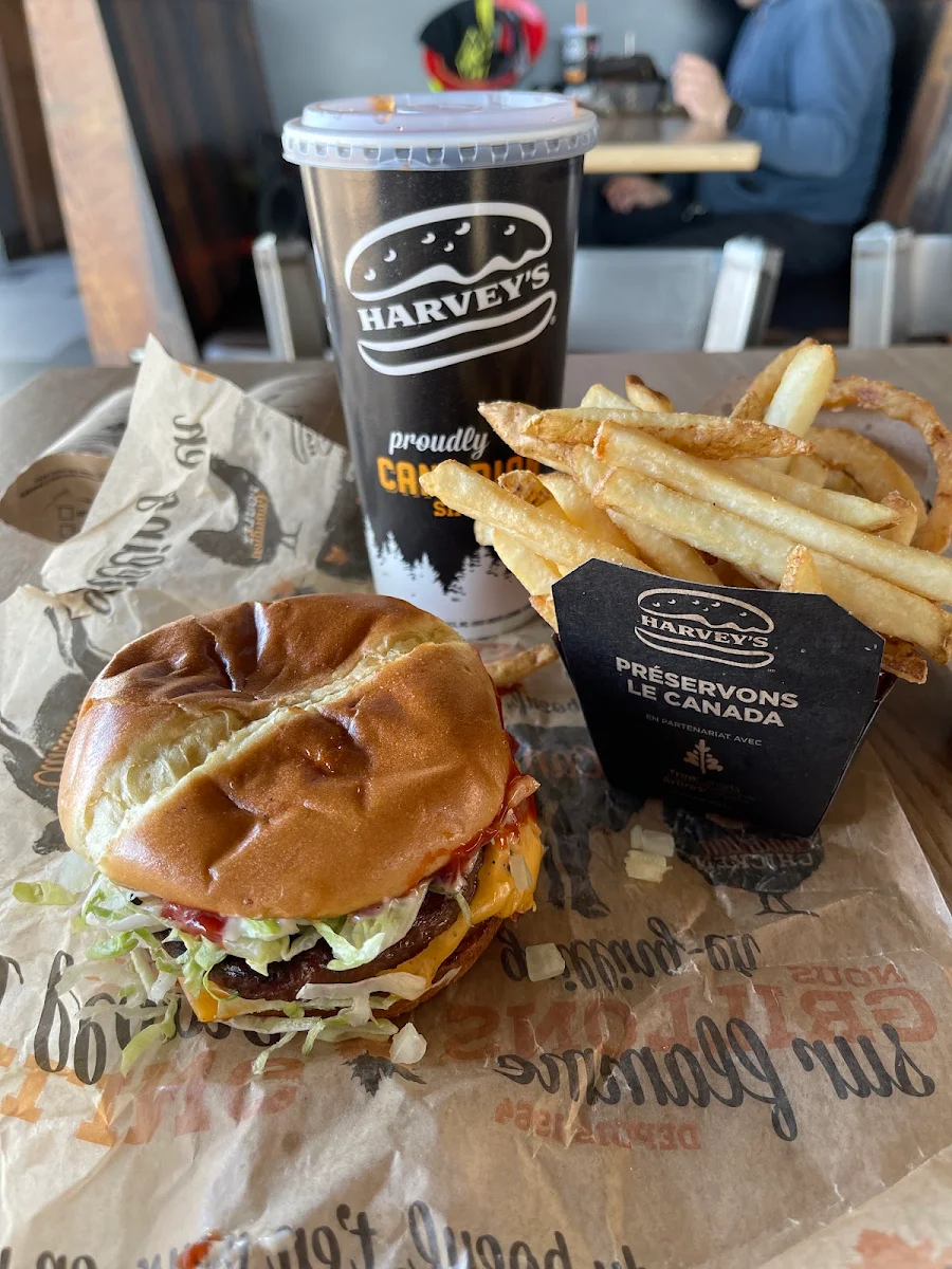 Angus Cheeseburger Combo