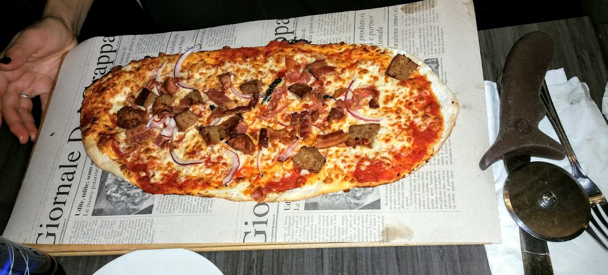 Meat Lover's Pizza