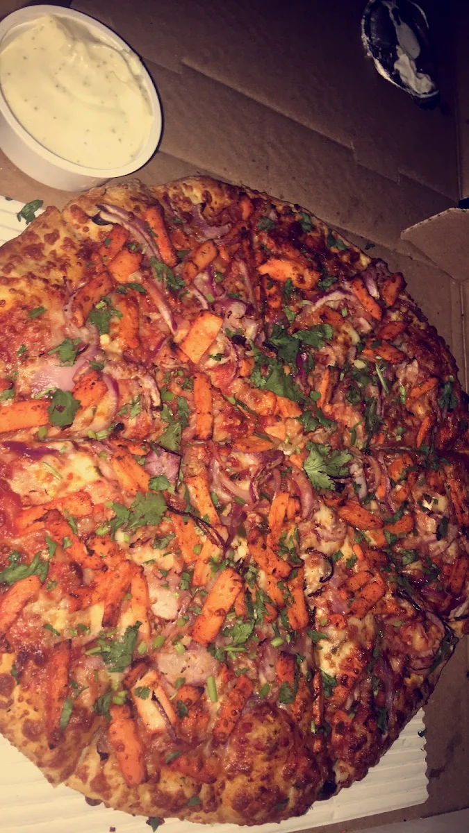 Butter Chicken Pizza