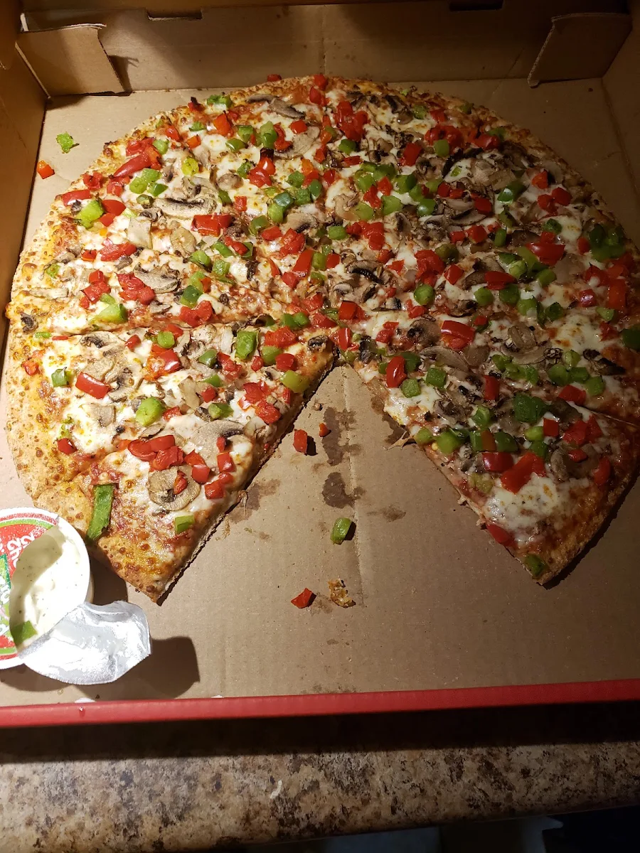 Mushroom Green Pepper and Red Pepper in Wheat Base