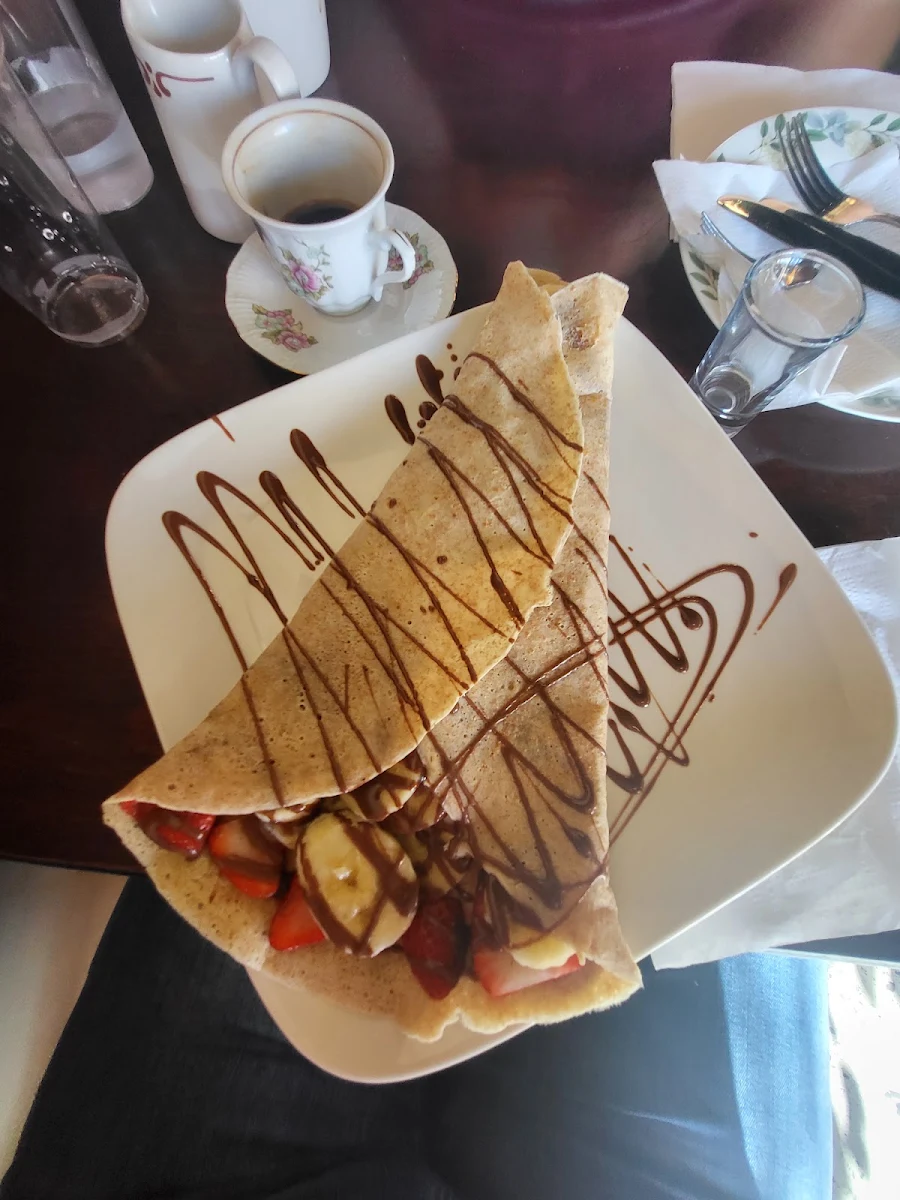 Strawberry Banana Crepes