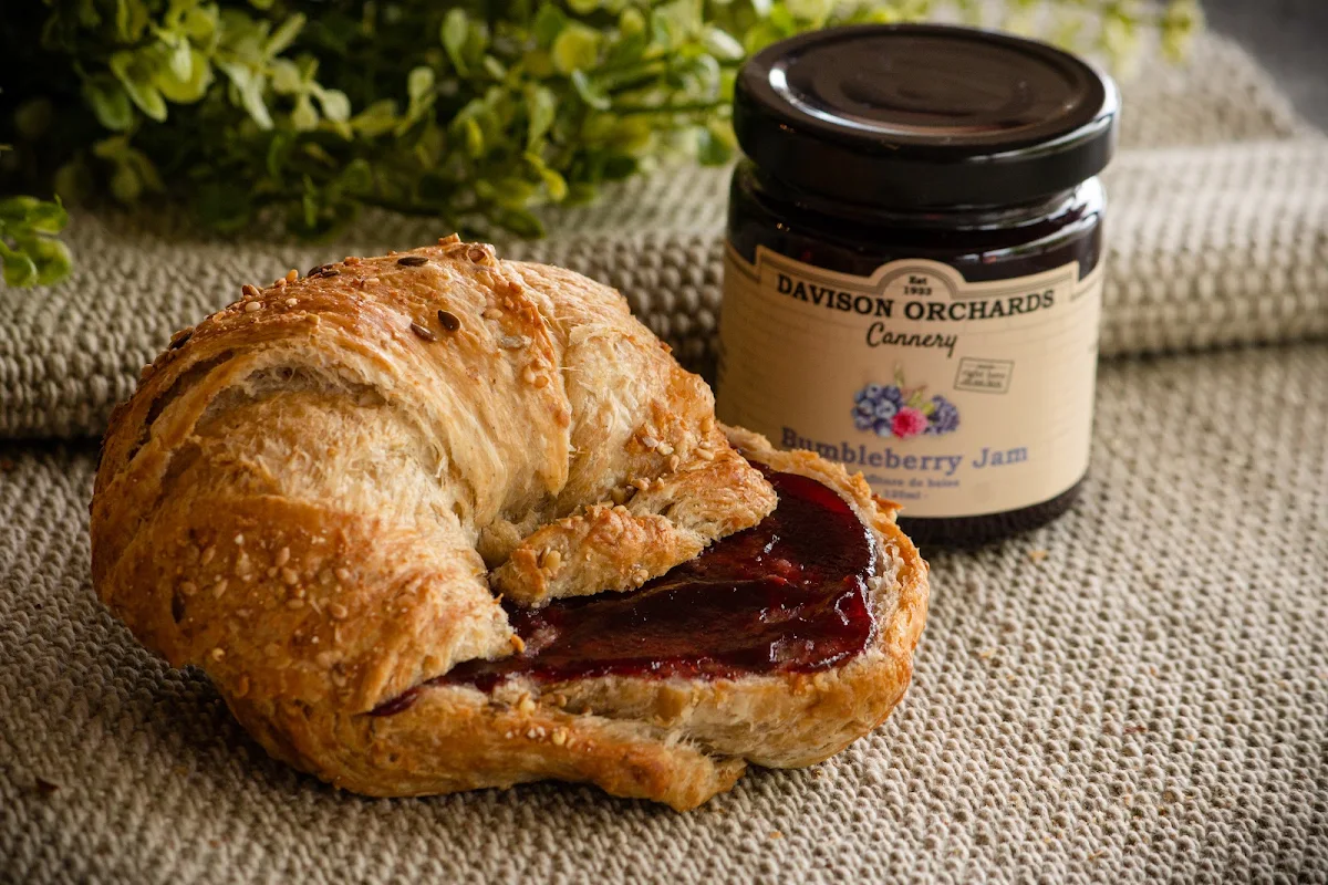 Croissant Jam
