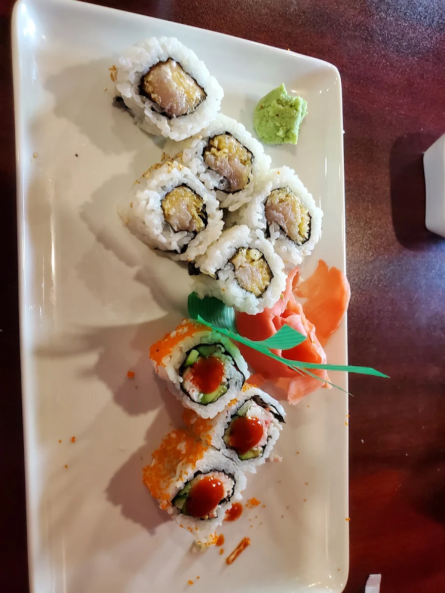 Spicy Tuna Roll and Spicy California Roll