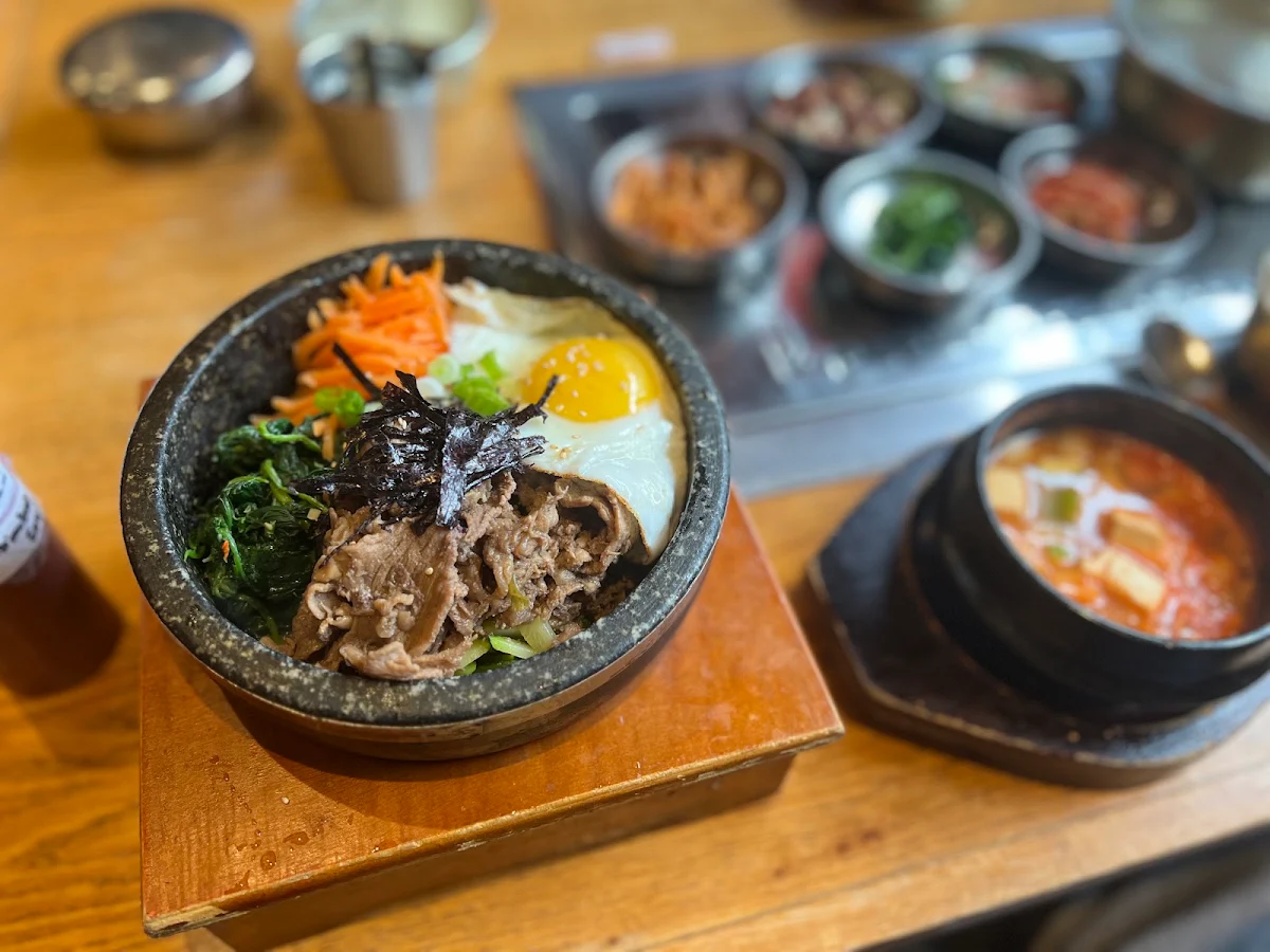 Bulgogi Stone Bowl Bibimbap