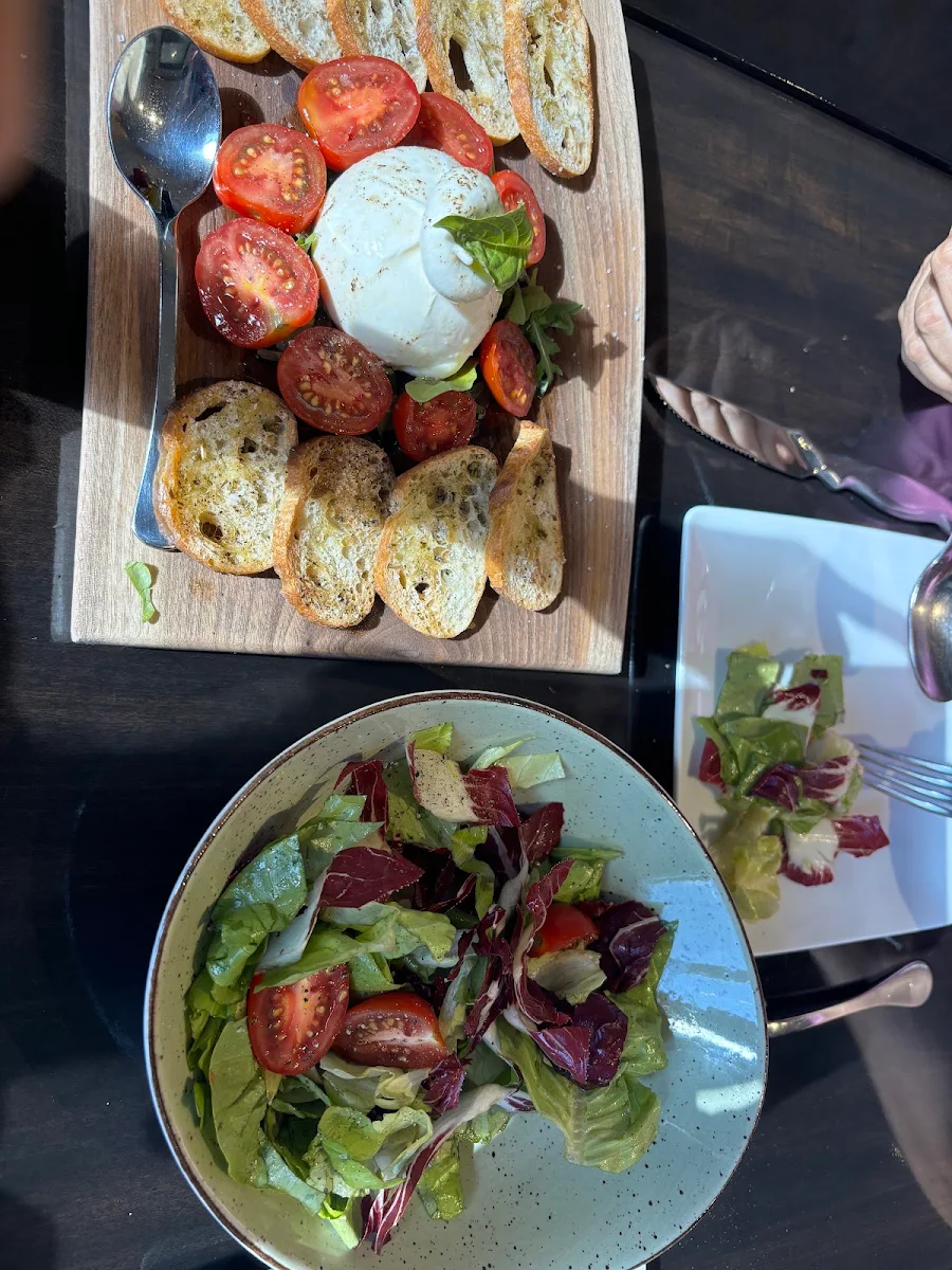 Burrata Salad