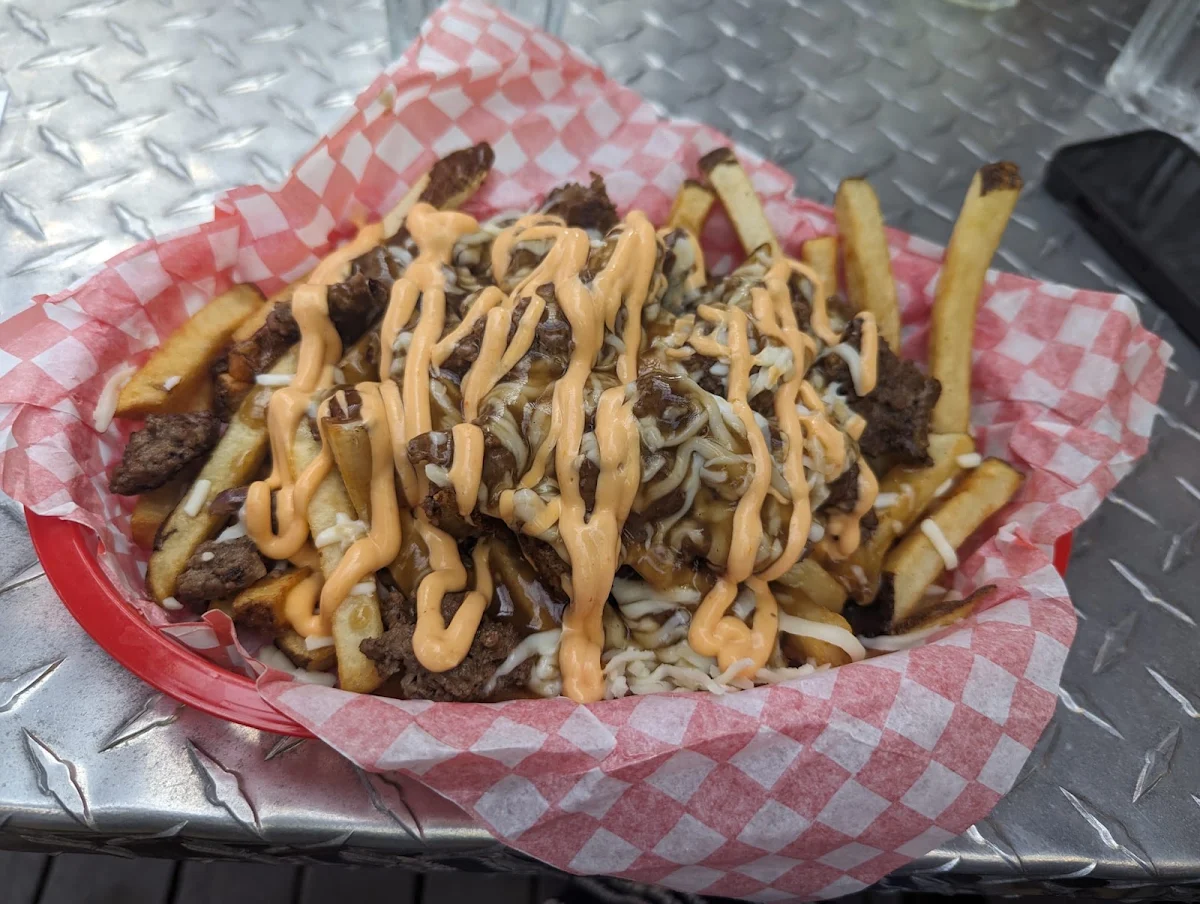 Poutine, Pierside Restaurant