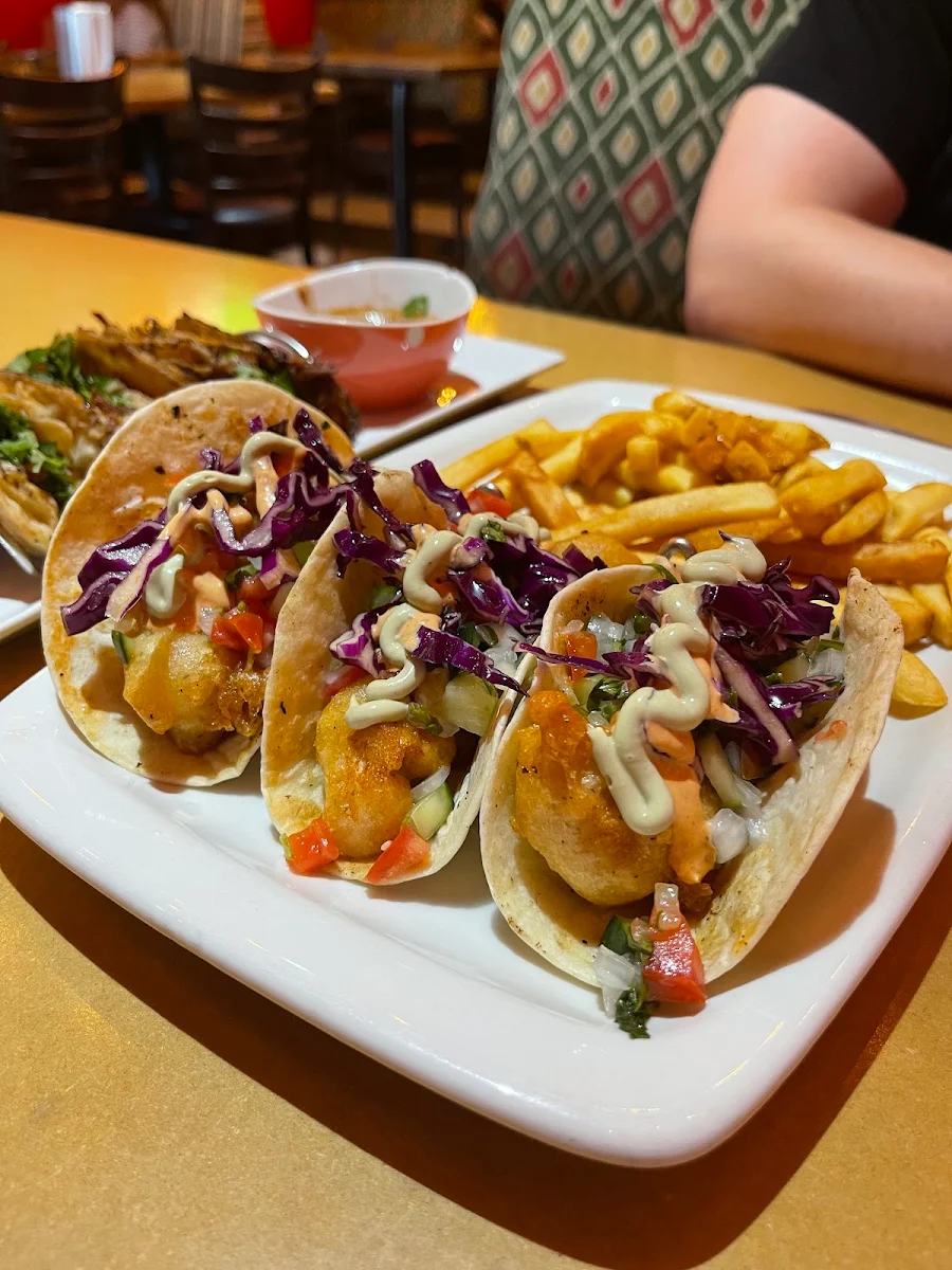Fish Tacos 3 pcs