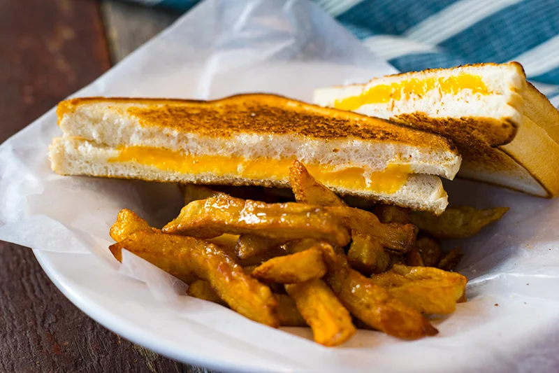 Sandwich Au Fromage Grillé - Grilled Cheese Sandwich