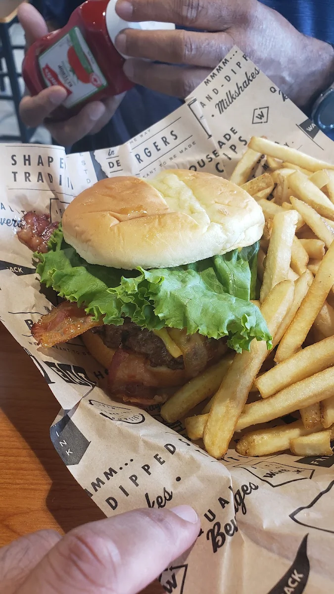 Double Bacon Cheeseburger