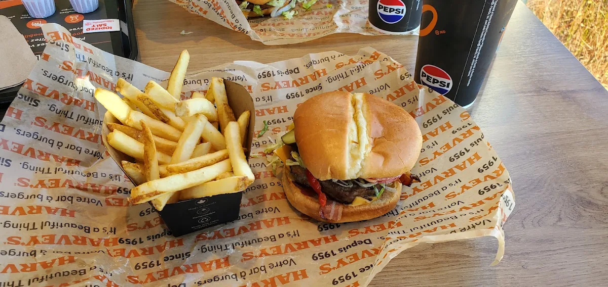 Angus Burger with Cheese & Bacon