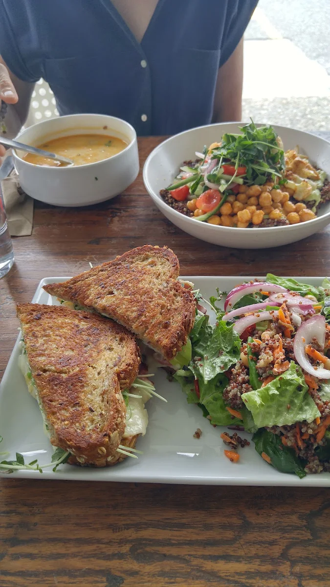 Brie Apple and Ham Grilled Sandwich with Quinoa Salad