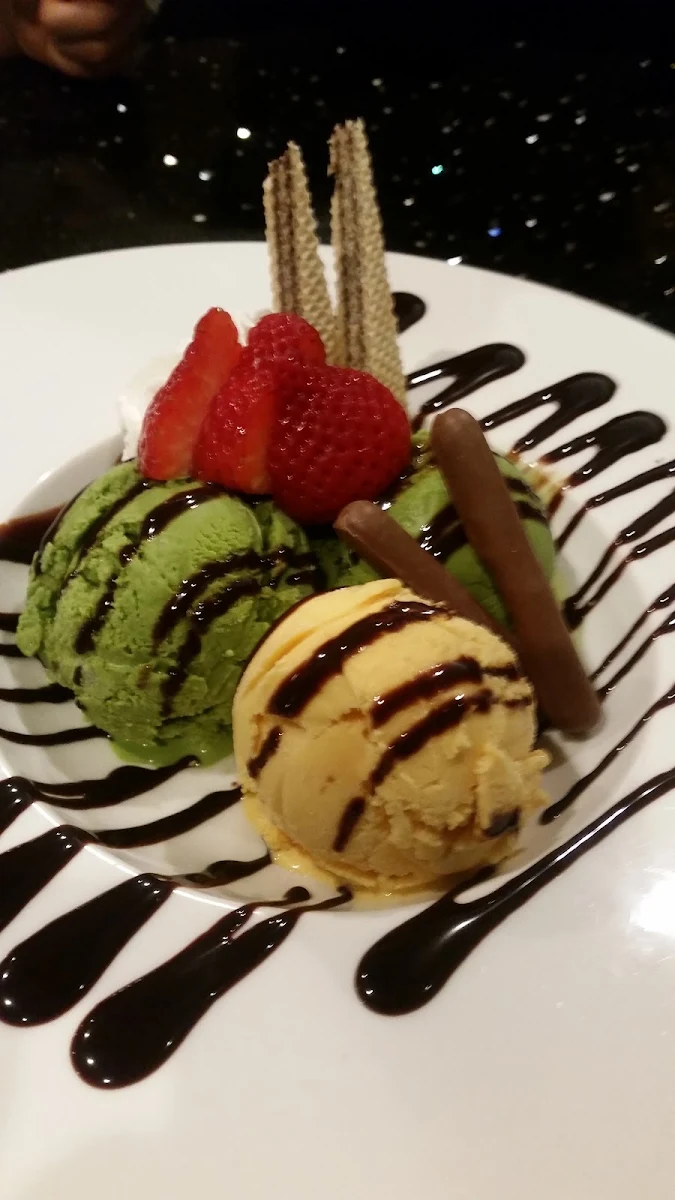 Green Tea and Mango Ice Cream