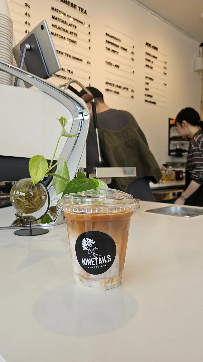 Iced Vanilla Latte