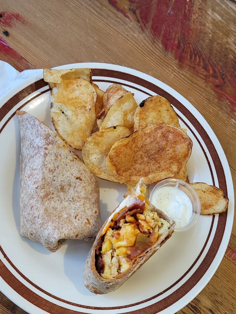 Breakfast Wrap with Chips