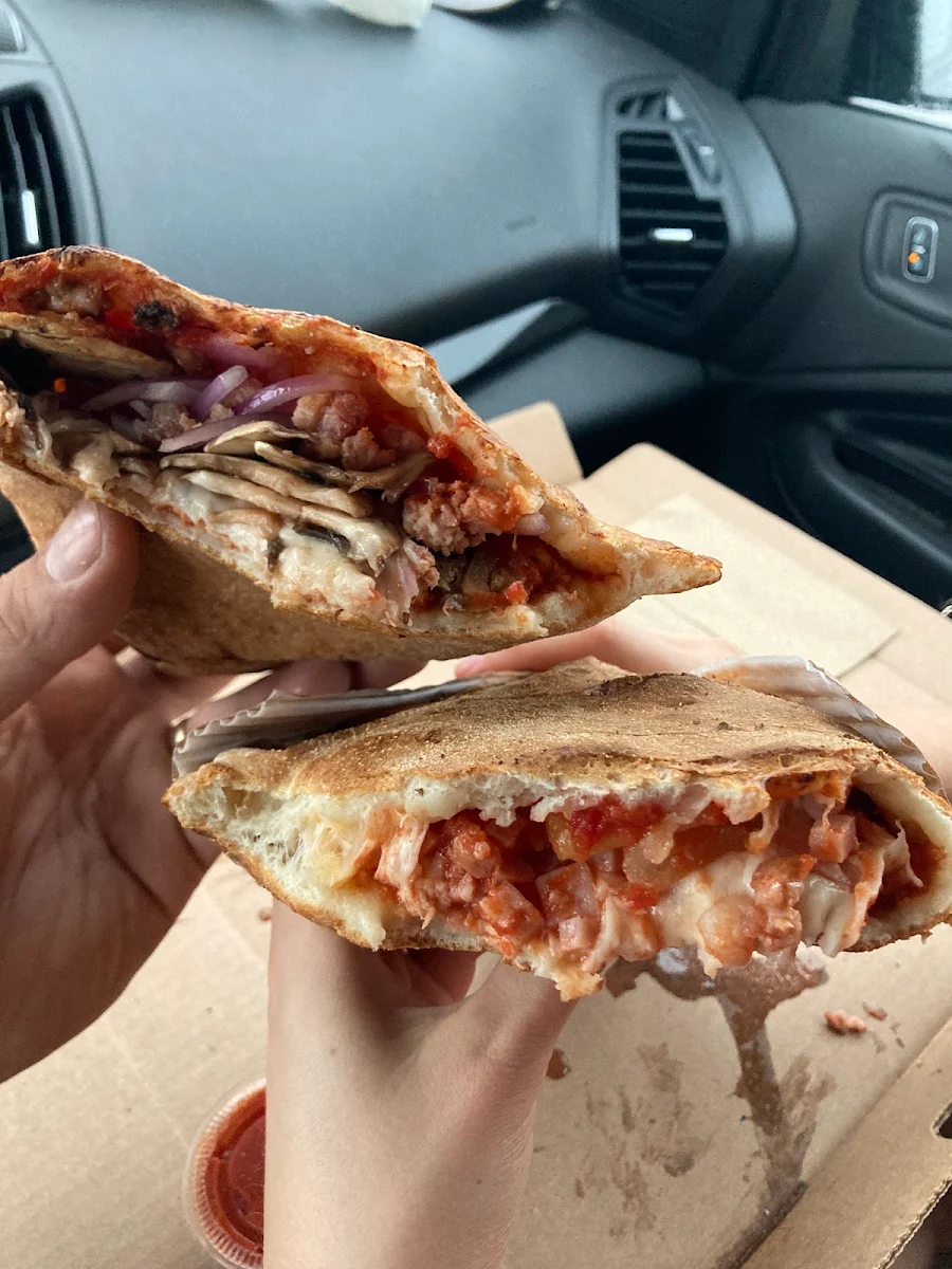 Highlights, Noahs pizza