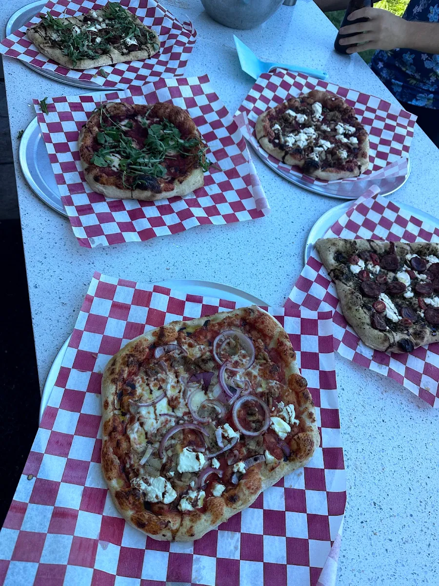 Highlights, Monopoli Pizza