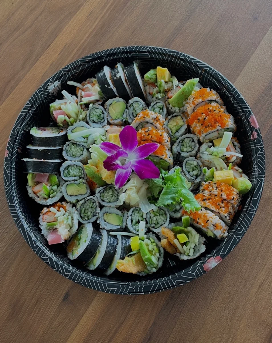 Deluxe Sushi Combo Pour For