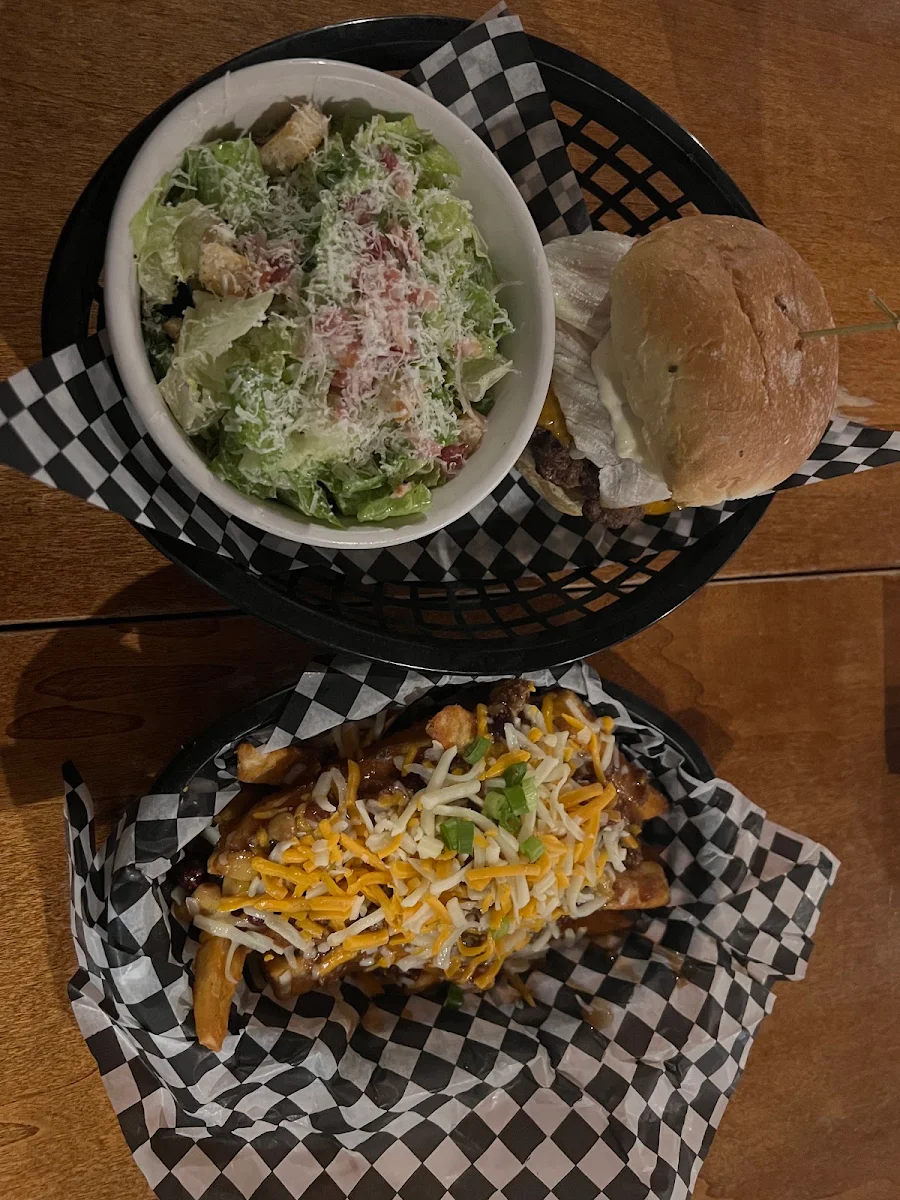 Burger Combo Poutine
