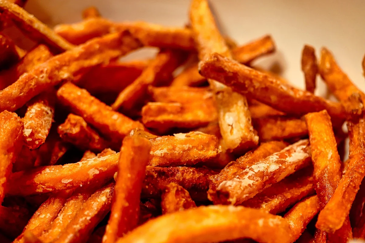 Grande Frites de Patates Douces Large Sweet Potato Fries