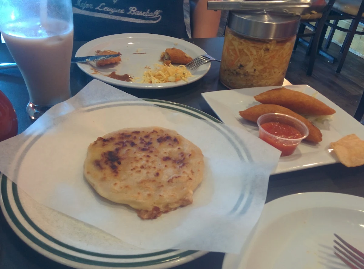 Revueltas Pupusa