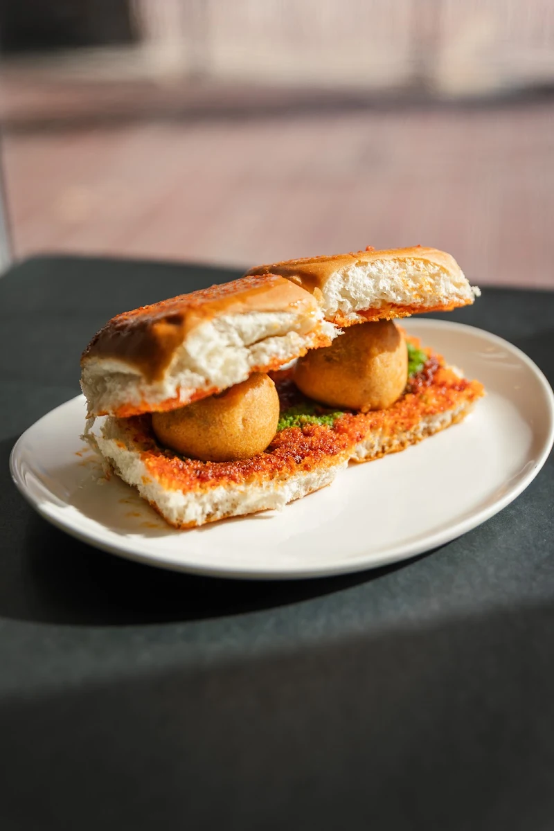 Vada Pav 2 Pieces