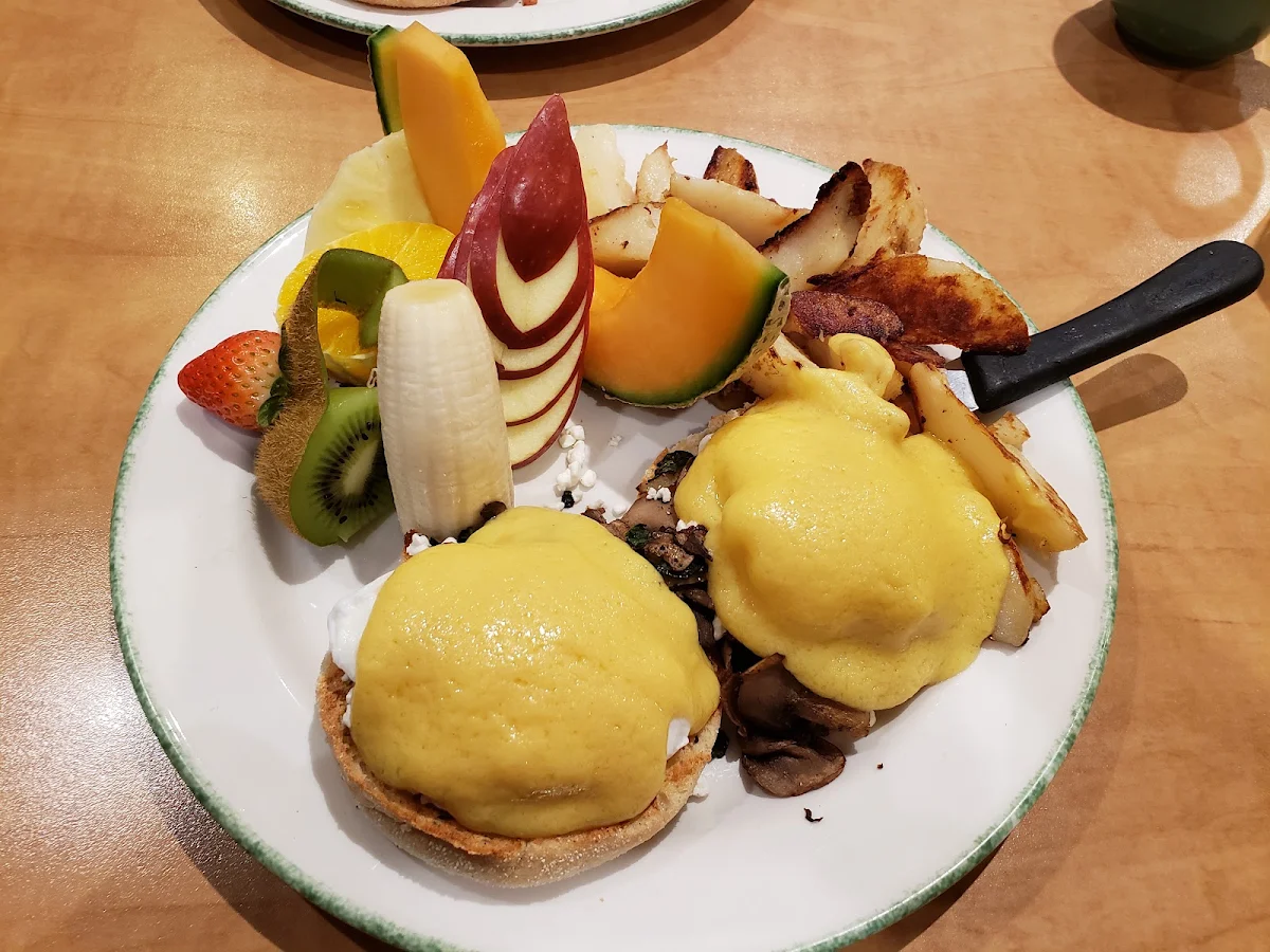 Spinach Caramelized Onion and Goat Cheese Eggs Benedict