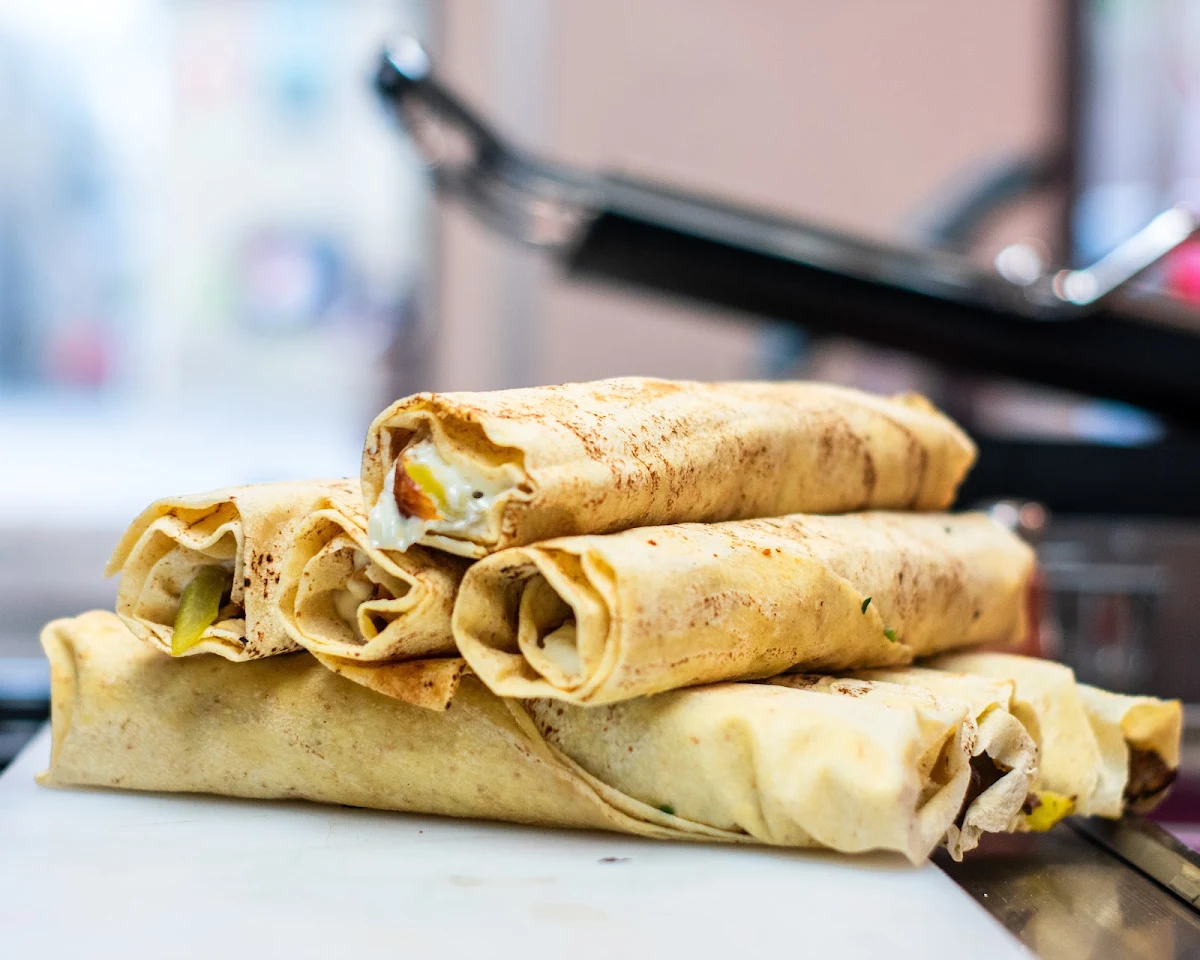 Shawarma Sandwiches, Tuque Shawarma