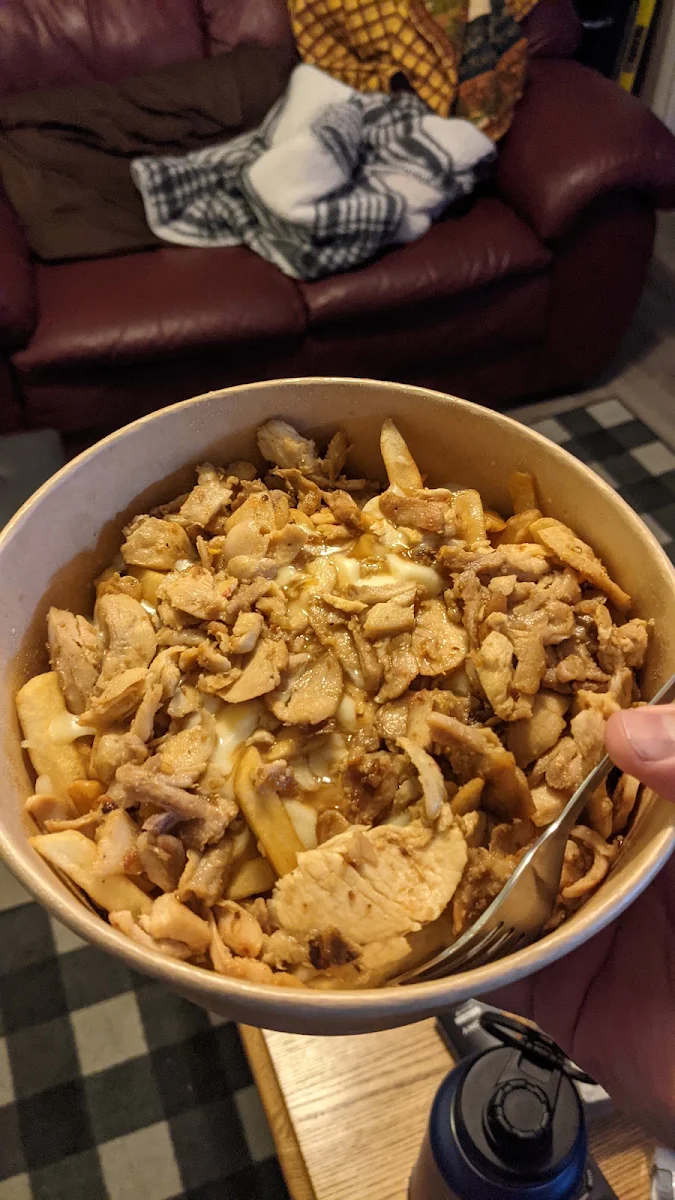 Shwarma Poutine, Tuque Shawarma