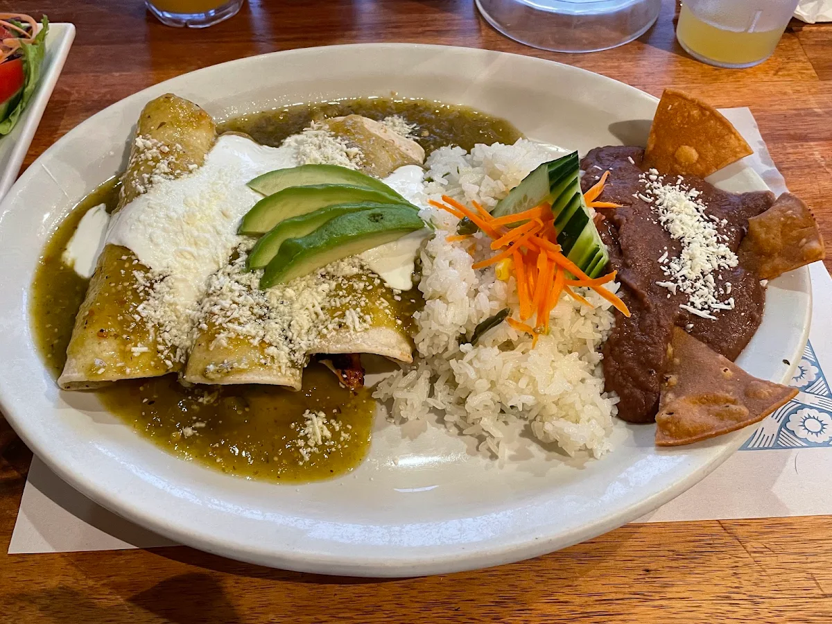 Enchiladas Verde