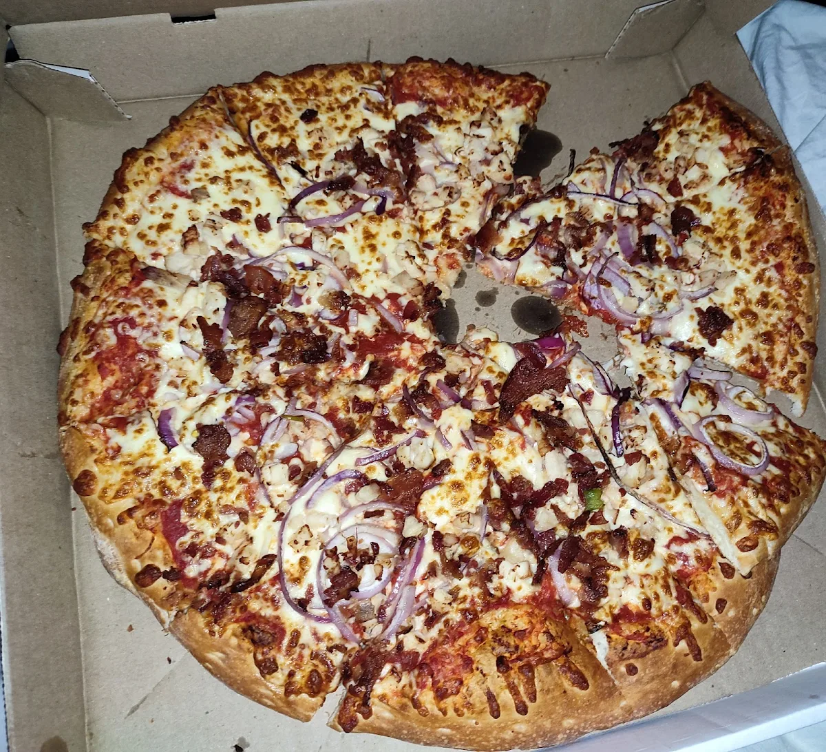 Thick Crust with Onions Bacon and Chicken Pizza