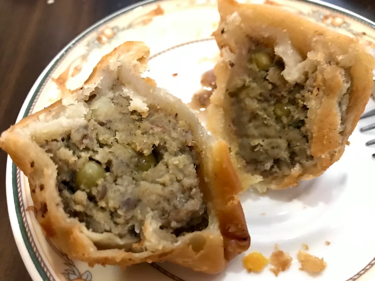 Samosas, Taj Curry House