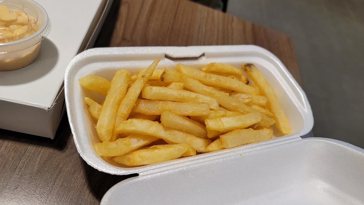Frites, Pizzama Inc