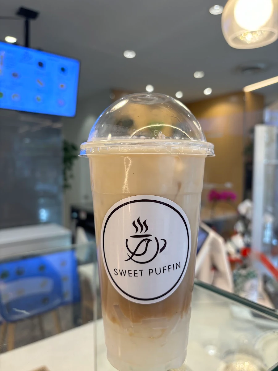 Oolong Tea Late