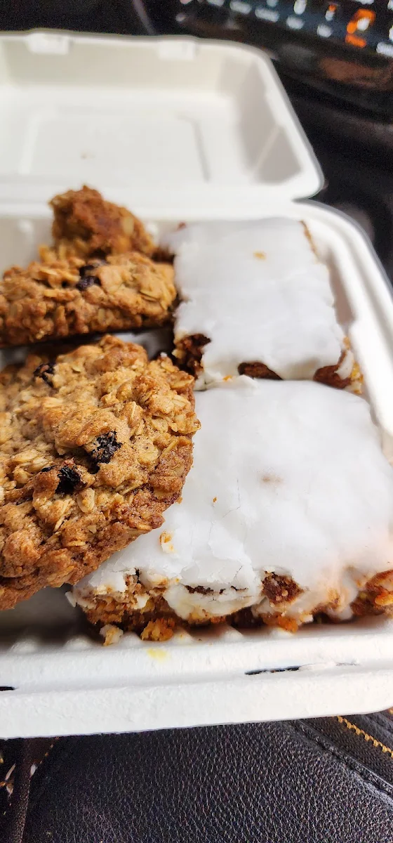Oatmeal Raisin Cookie