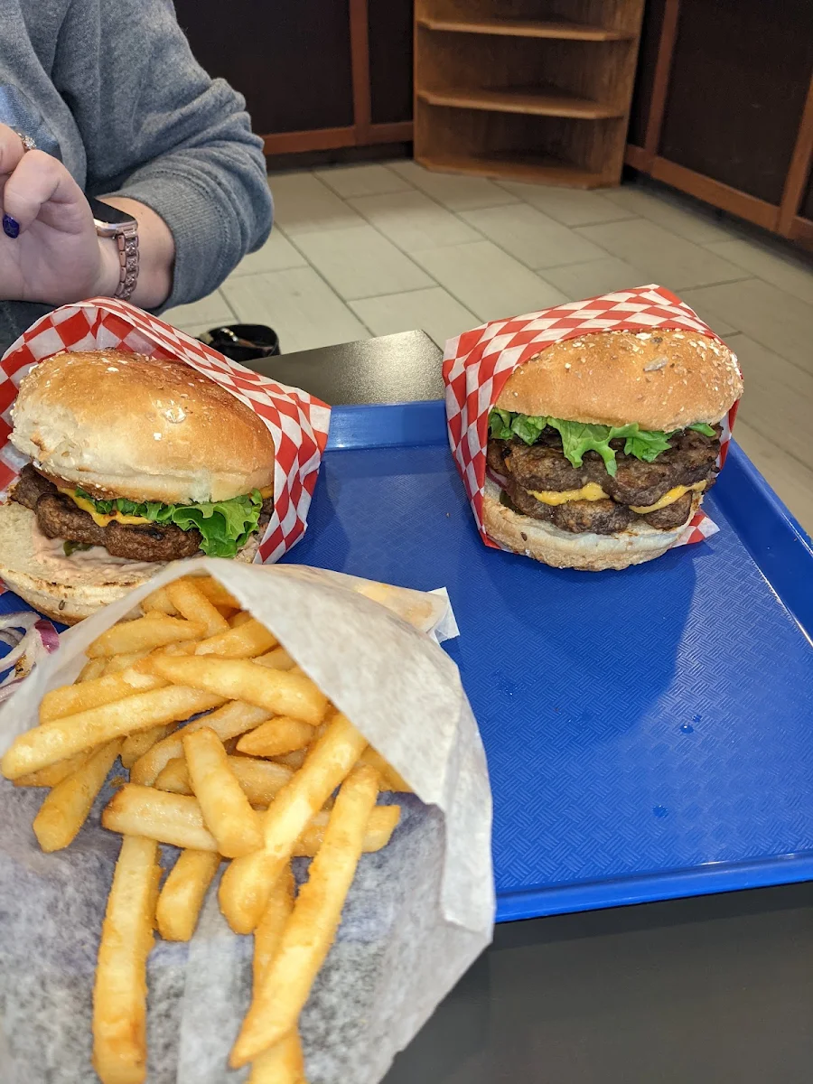 4 Double Cheeseburger Combo