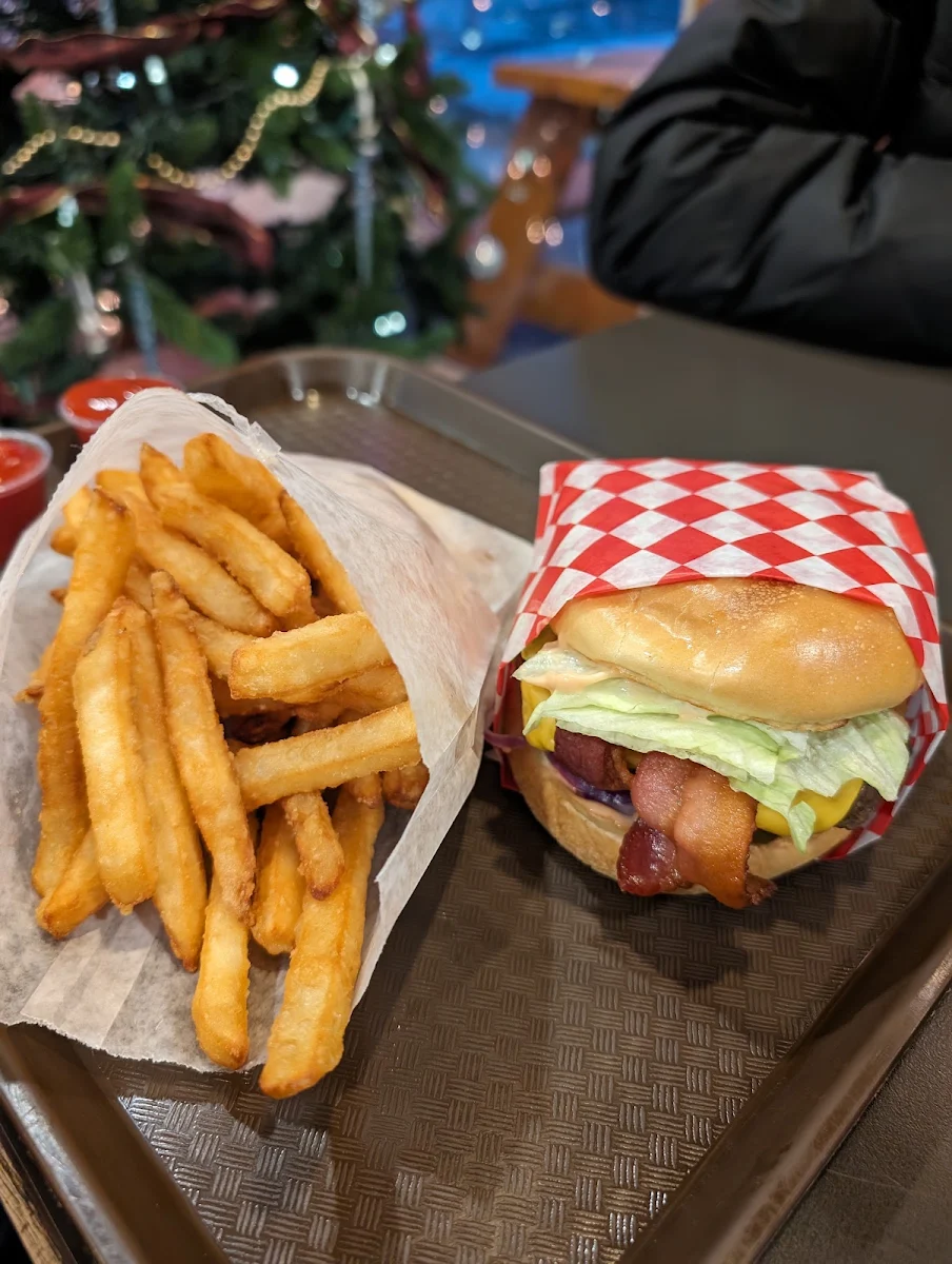 Bacon Cheeseburger